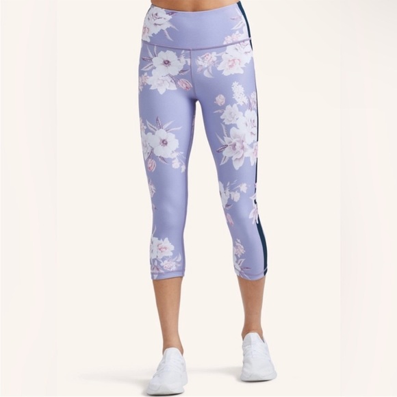 Peloton WITH Lavender Wild Flower High Rise Capris Size Large - Picture 3 of 14